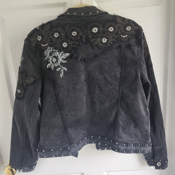 Grace in LA Stunning Black Denim Jacket Embellished with Lace and Embroidery Med - Picture 2 of 12